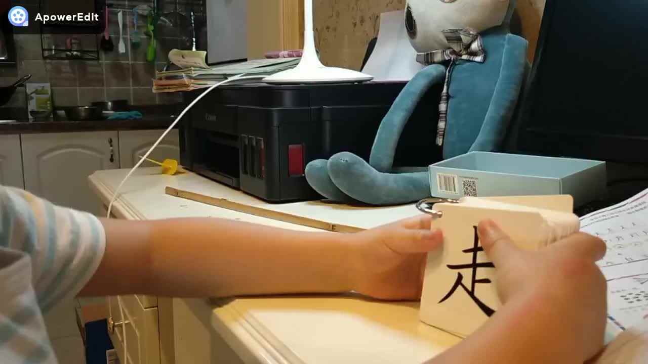 5.18实验三班唐梓铭.mp4