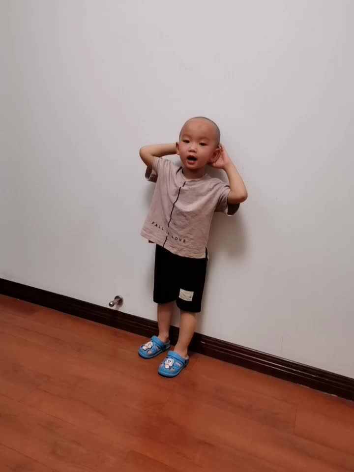 小A班-朱书安《游子吟》.mp4