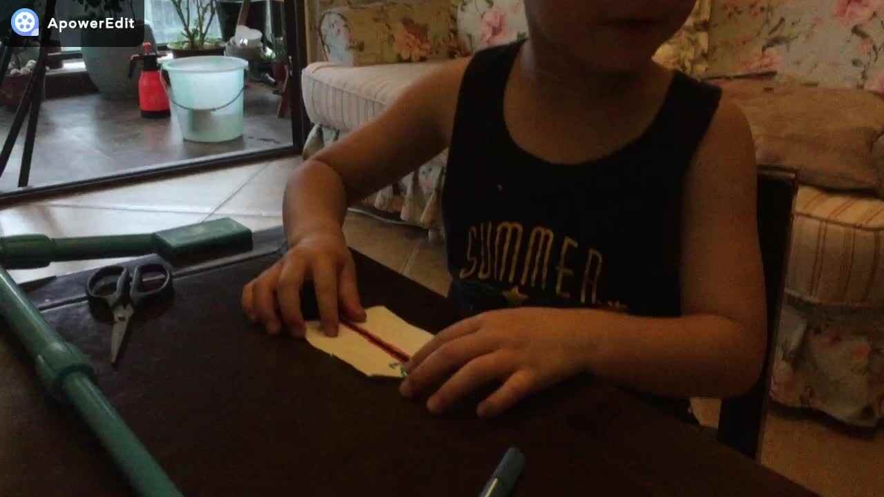 5.7实验三班唐梓铭.mp4