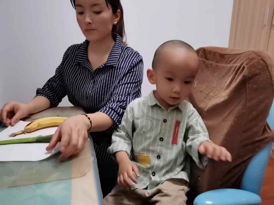 小A班-朱书安《水果章鱼》mp4