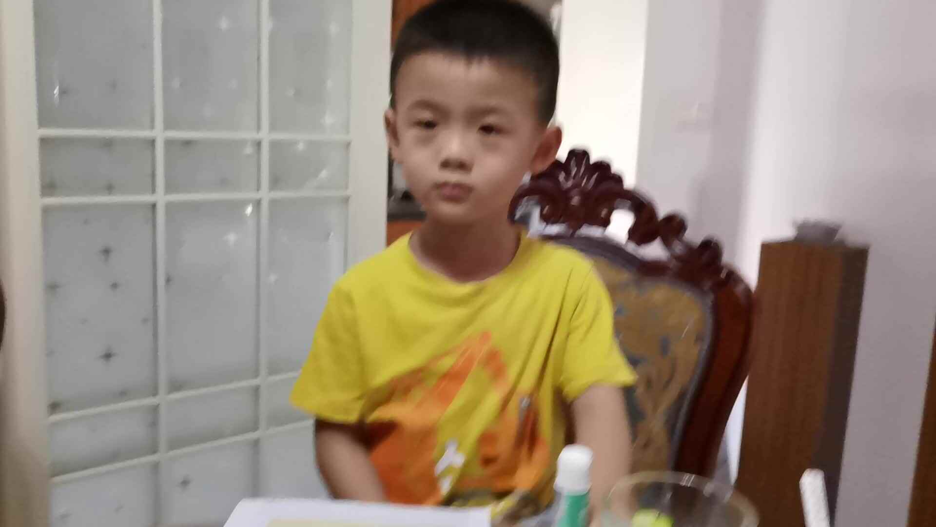 中C班潘柏宇《区别大小》