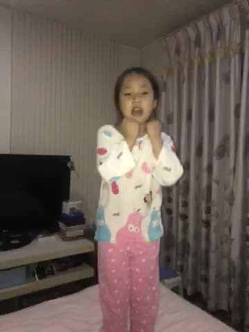61392665223__DCC5FF59-7FAD-4244-9B29-A5A286DF228E.MOV