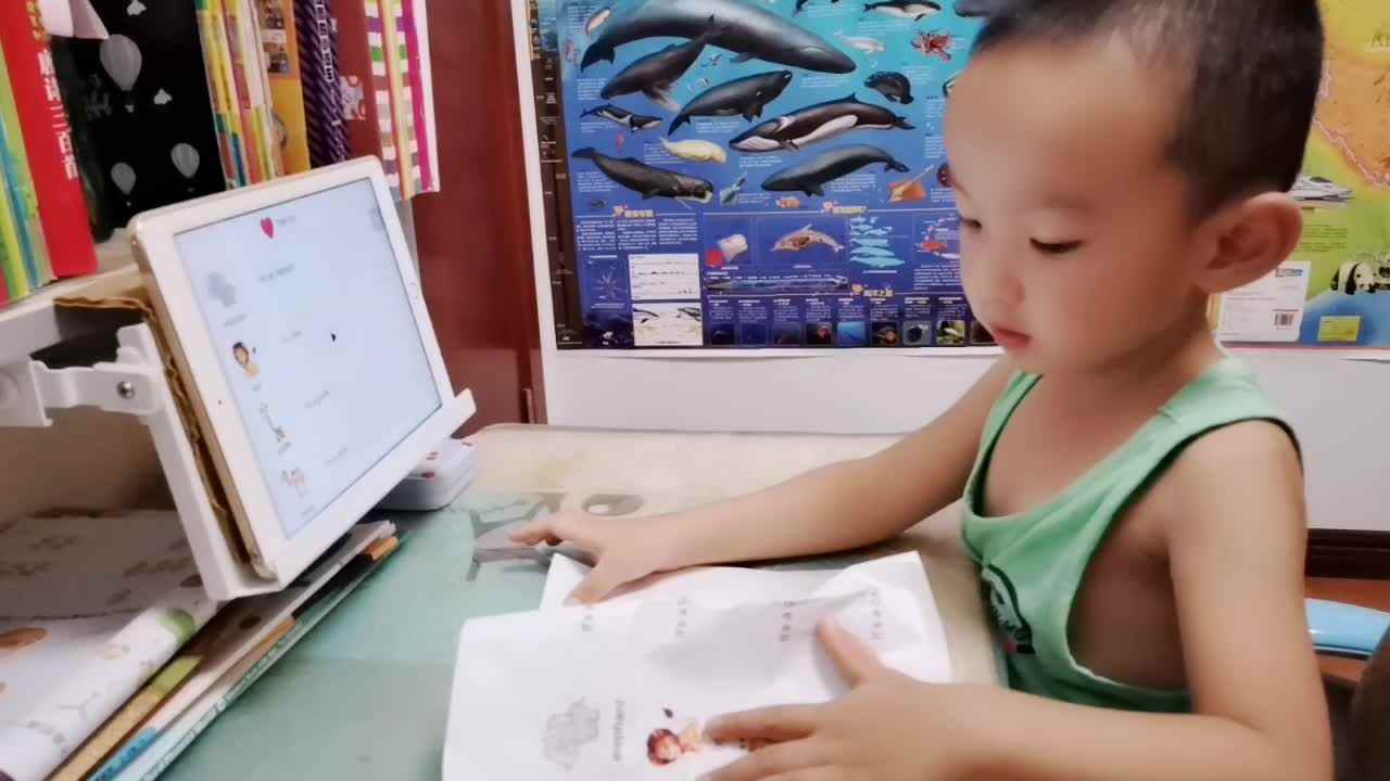 小A班-朱昱华-英语《Dear zoo》2020.7.2.mp4