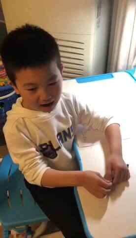 2020.9.24 学前A班吴泊序—8，9的分解.MOV