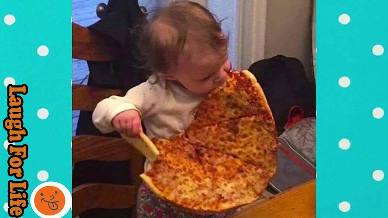 Big Love For Pizza ! Funny Babies and Kid Reaction To Pizza 大爱披萨