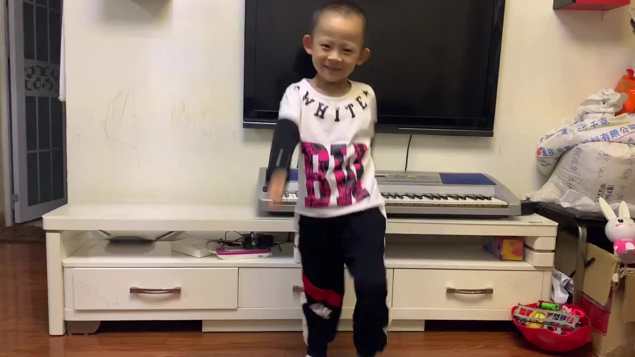 体能训练(踏步和扎马步)