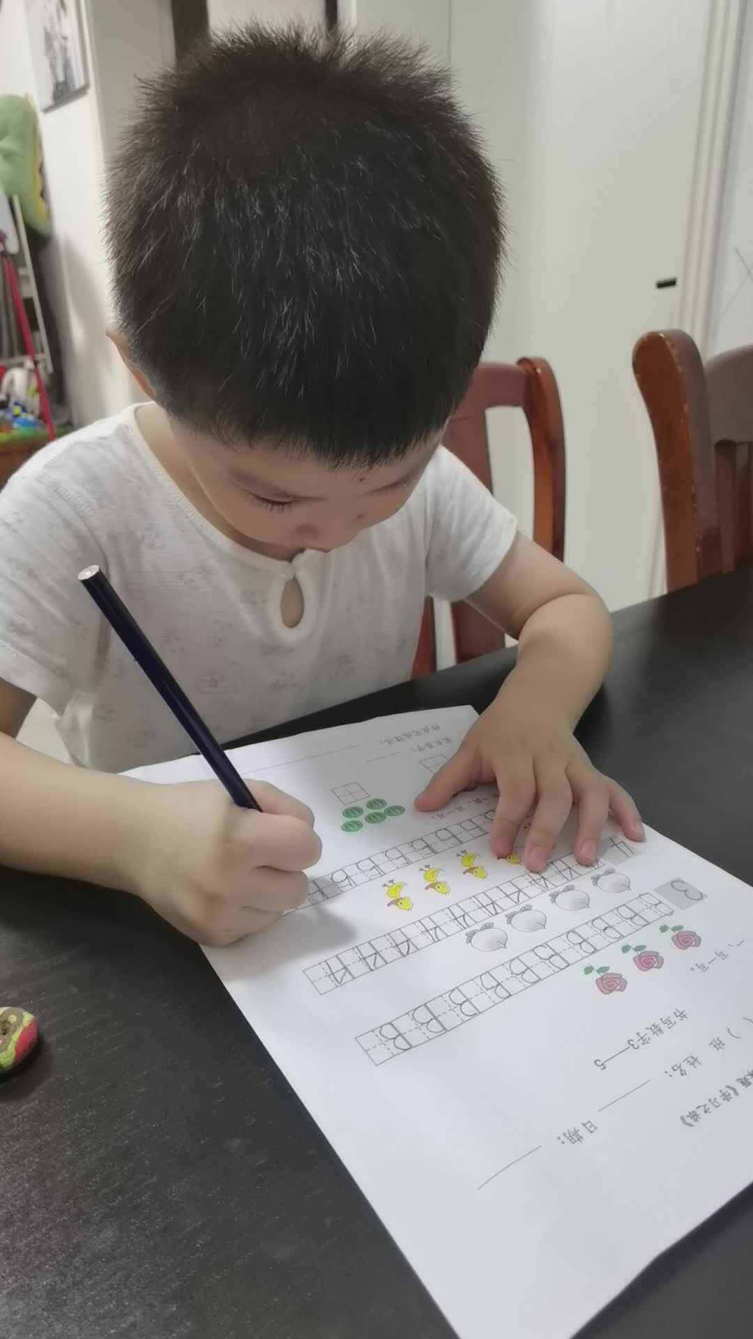 数字3、4、5的书写