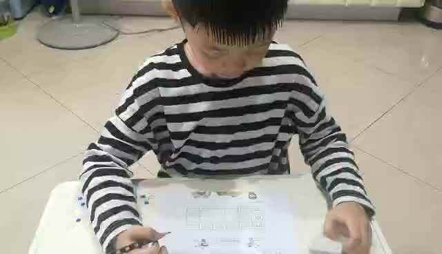 声母m的练习—学前B班阳铭礼