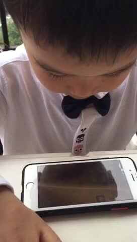 大C班丶李北辰 观看英语短视频（沙漠）