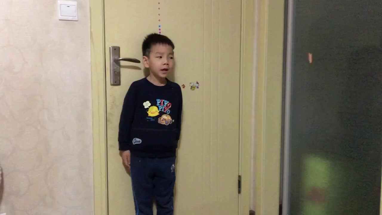 我们什么时候要给别人说谢谢（学前B班肖俊泽）