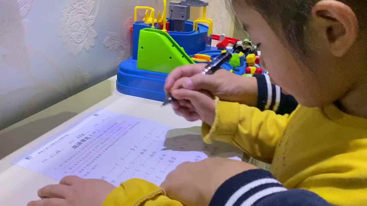 20201015大C班张睿瑾《成语接龙》