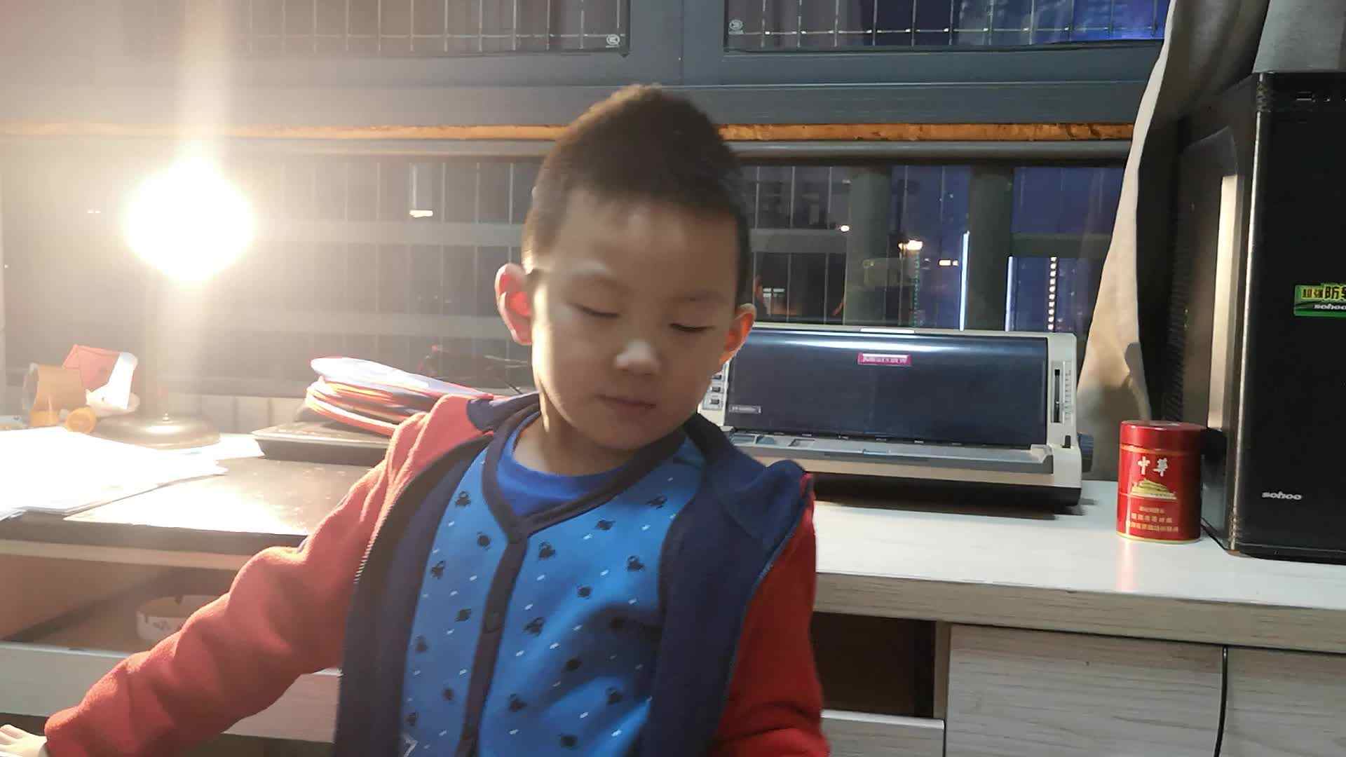 2020.10.22实骚学前1班刘昀稹数学家庭作业—凑10儿歌