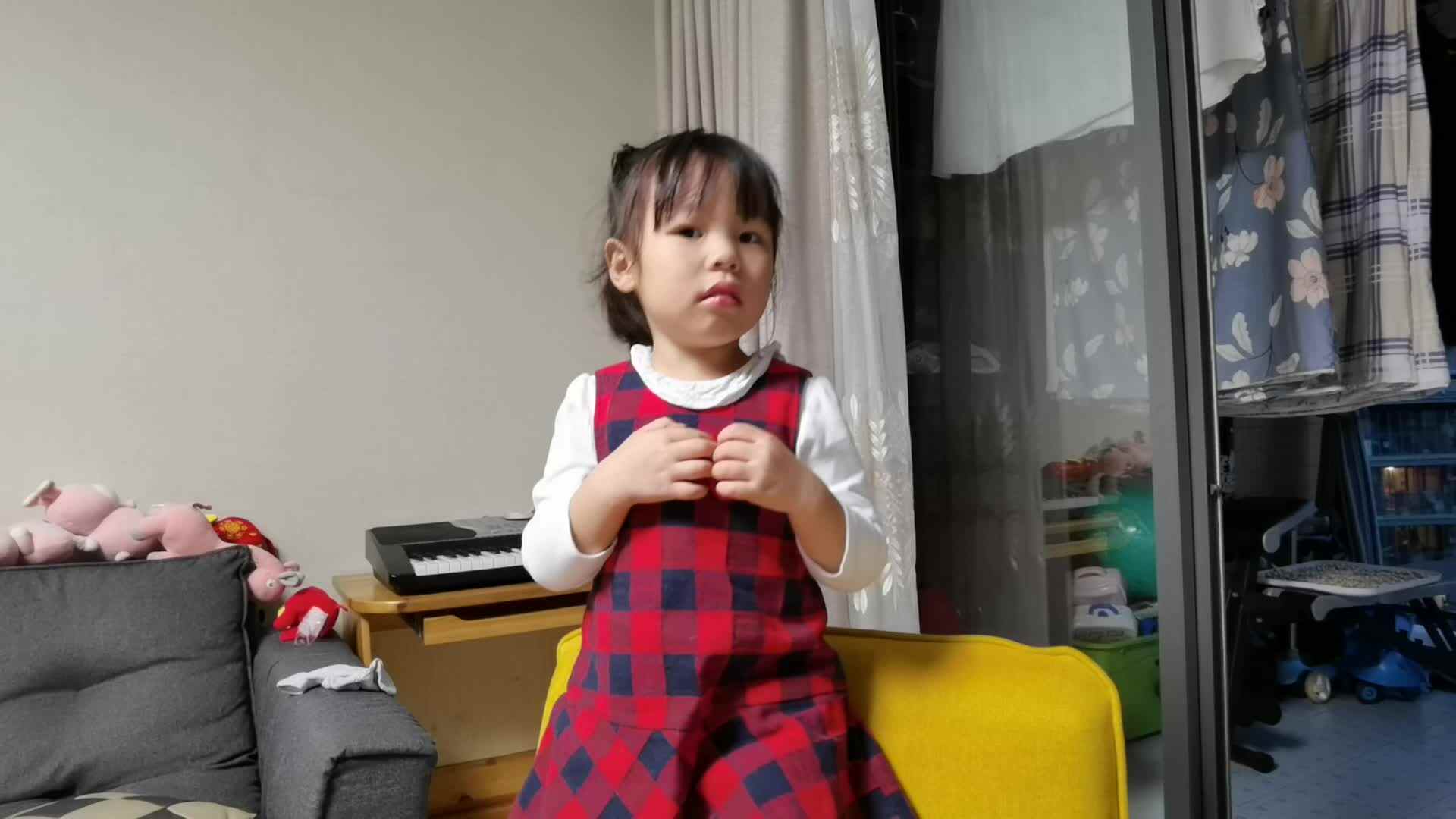 我会穿衣服.mp4