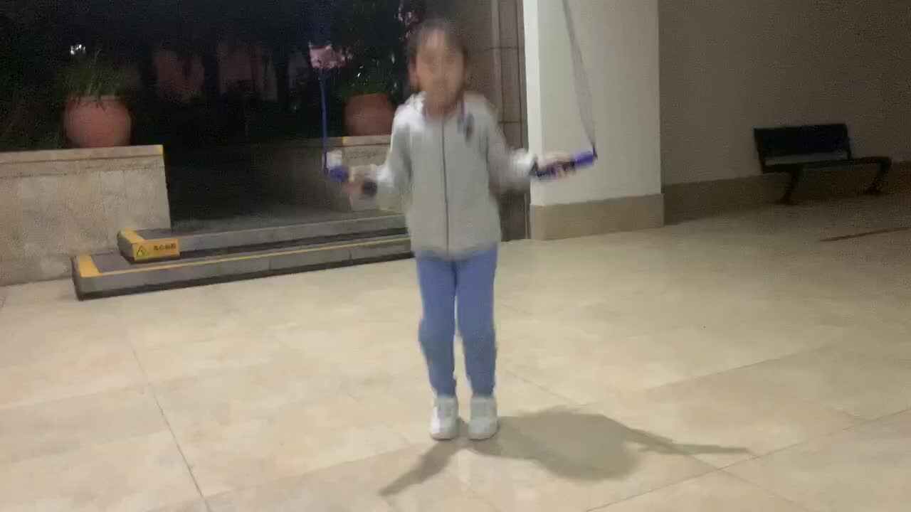 2020.10.31学A 班严一晨—跳绳练习