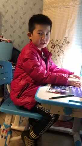 20201128学A班吴泊序—字母歌.MOV