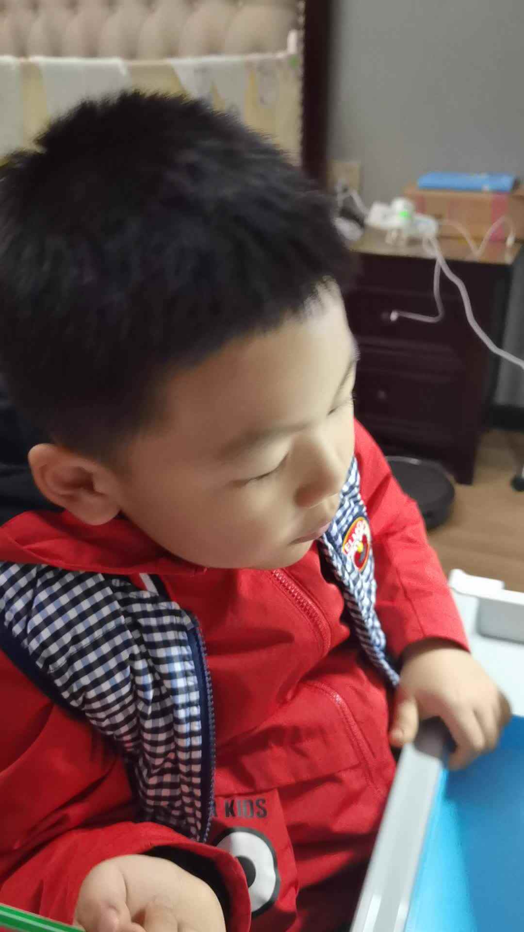 5个橙如何平均分给9个人？