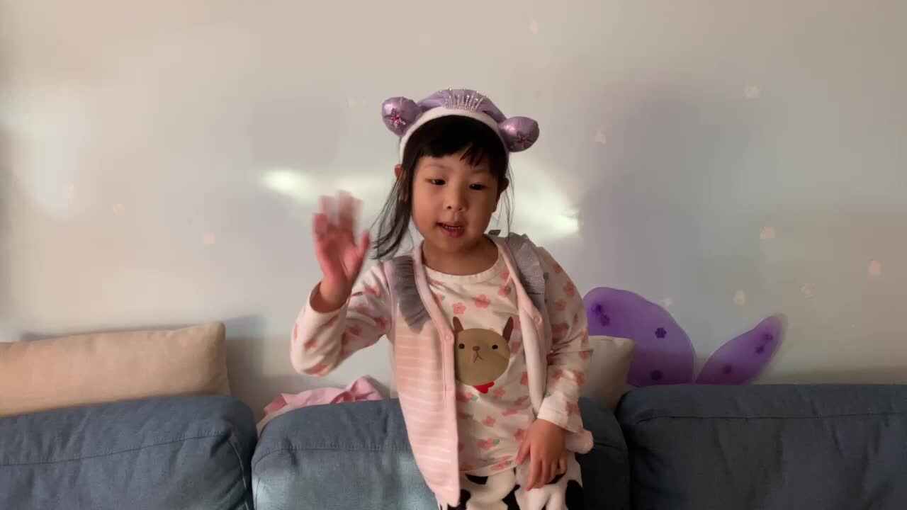 儿歌《小蜜蜂》