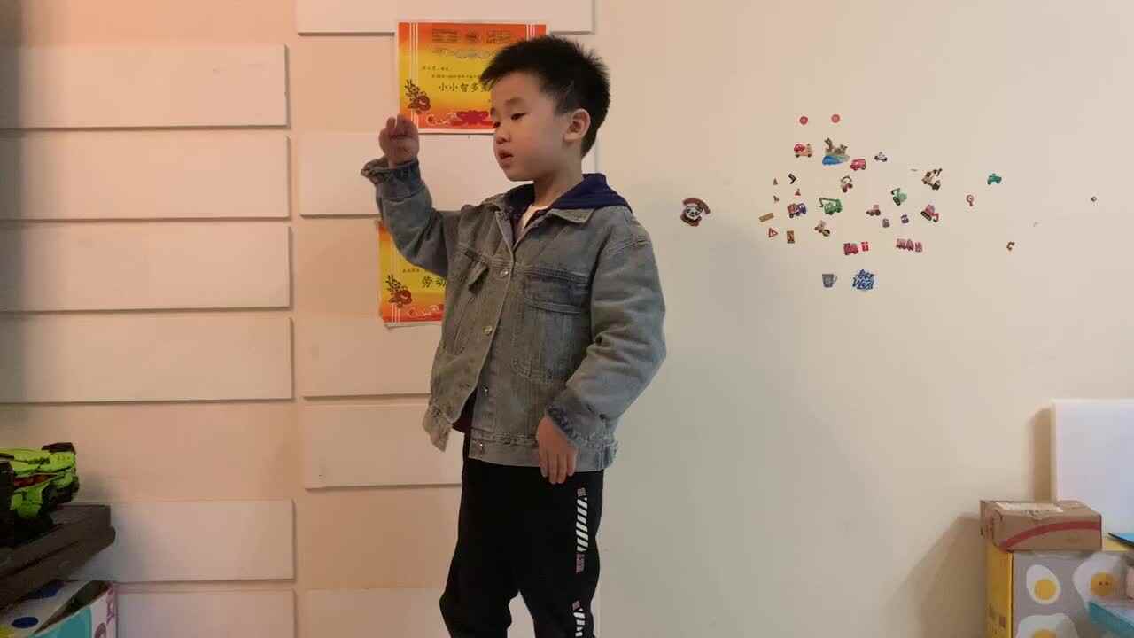 手势舞《有你就幸福》