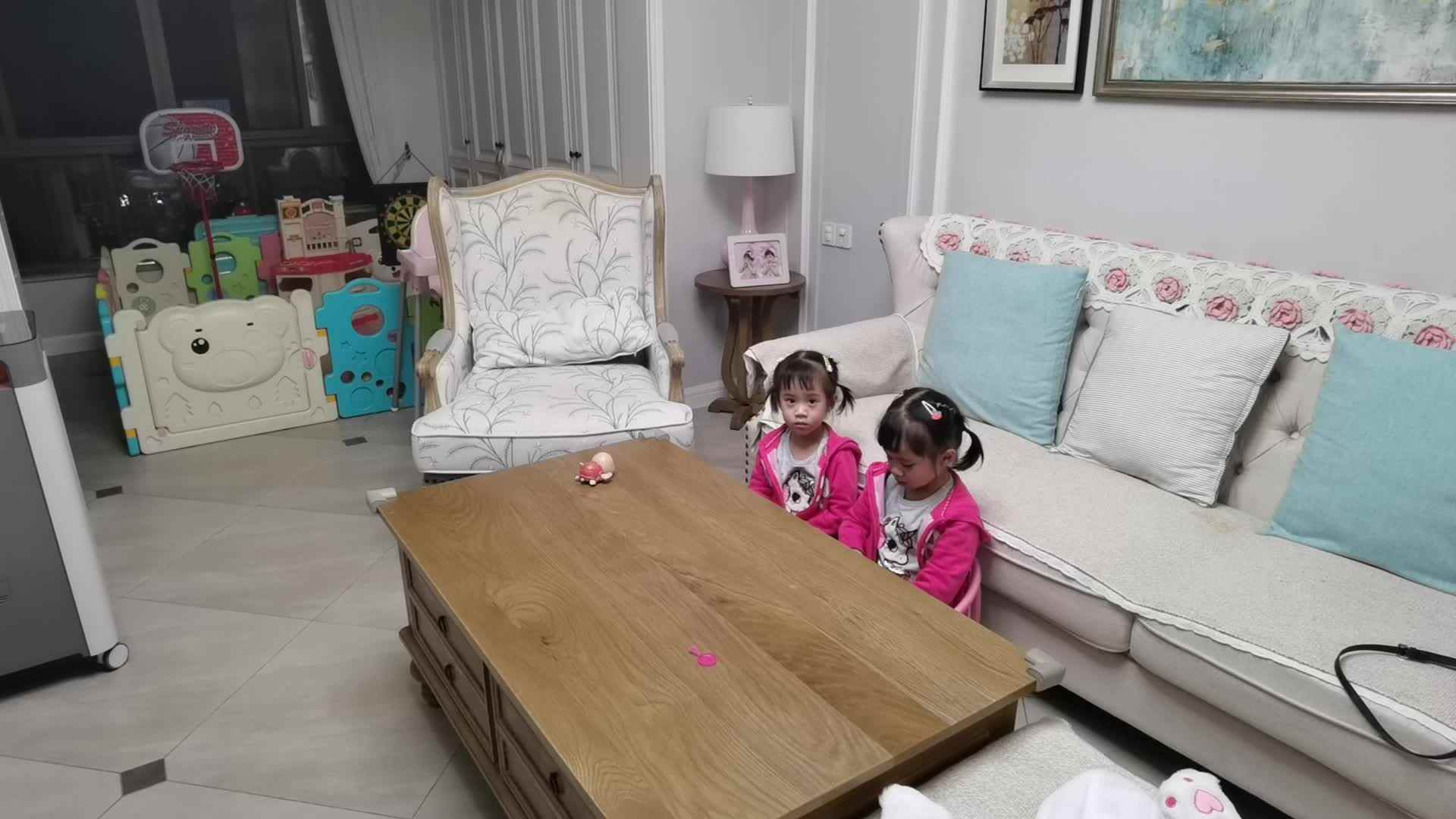 上下课起立—惟妙惟笑