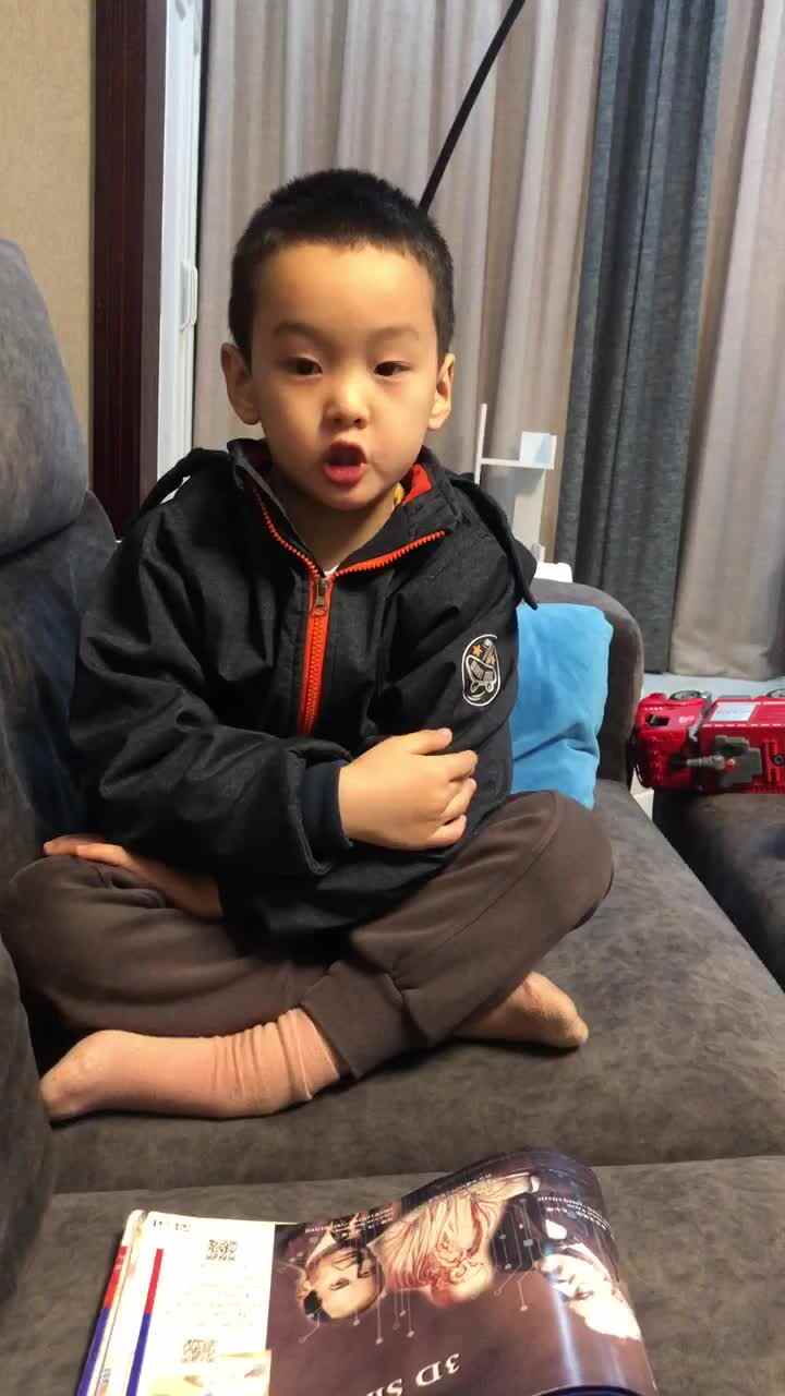 大C班袁承泽泰讲述《冯诺依曼的故事》