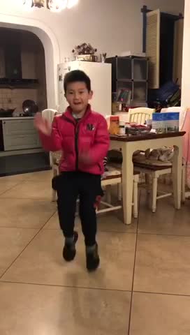 20201124学A班吴泊序—高抬腿跳.MOV