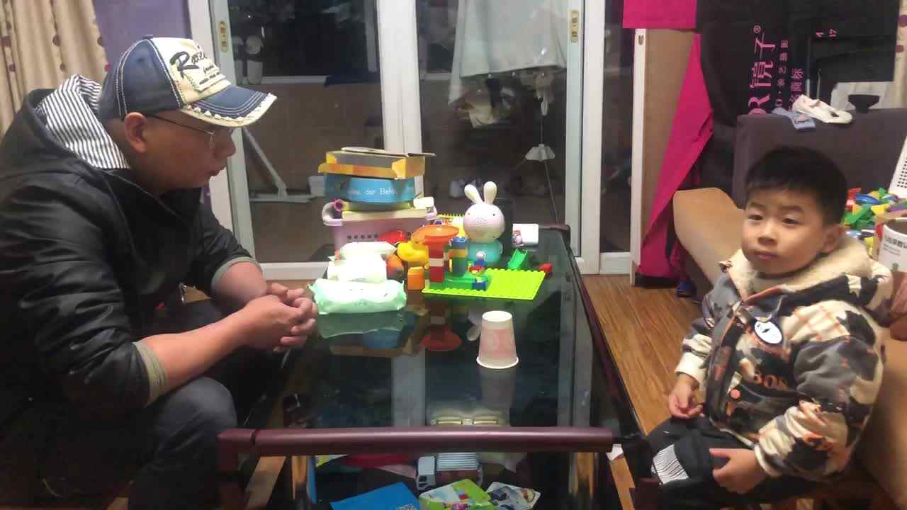 12月23日冯瑾煜亲子游戏《抢杯子》