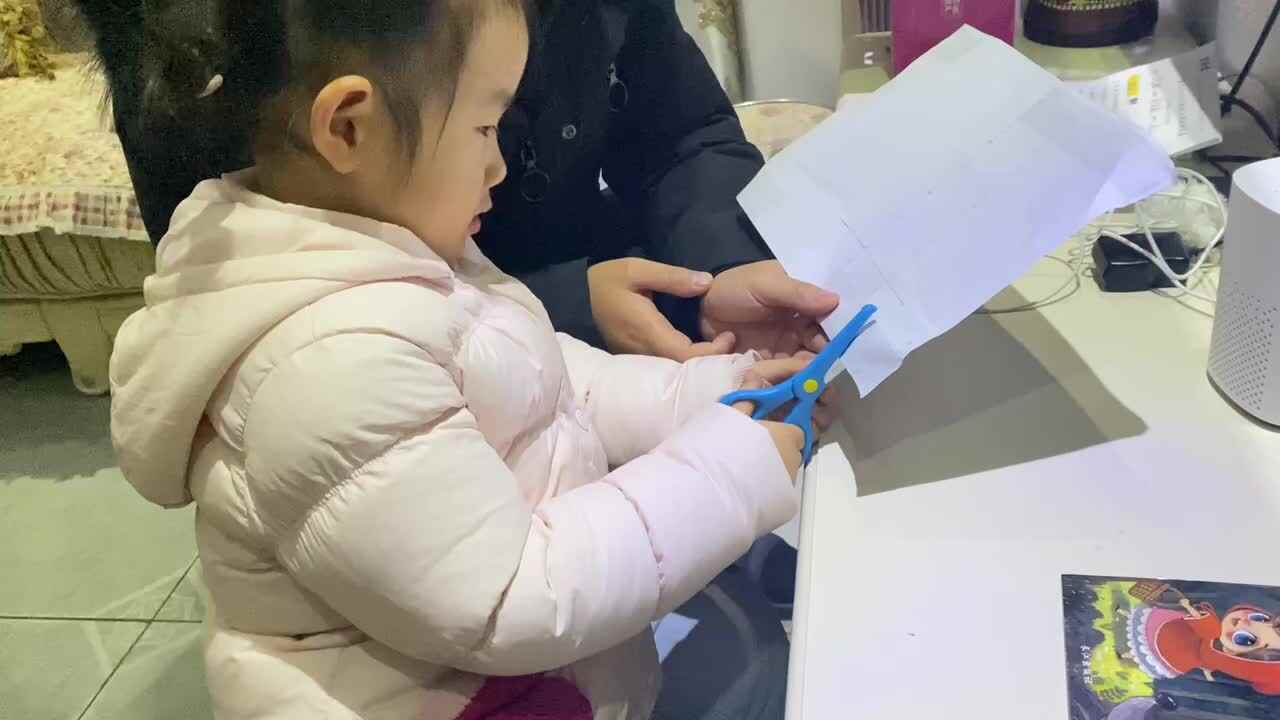 20201206大C班张睿瑾《正方体和正方形的区别》
