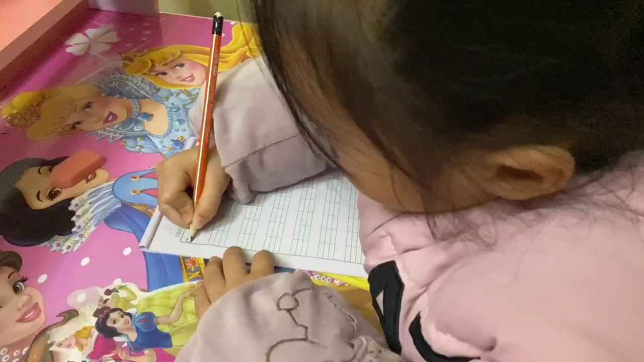 学B班-粟锦悦-默写复韵母