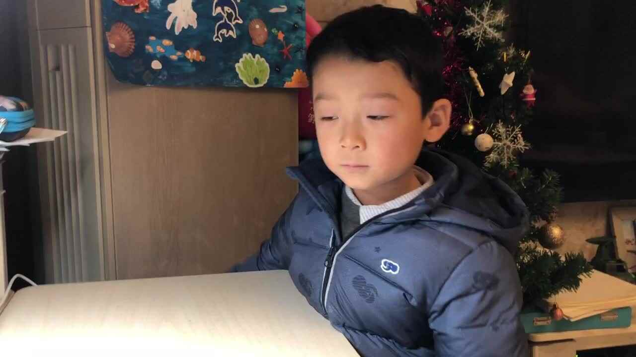 中国会说四种语言的人
