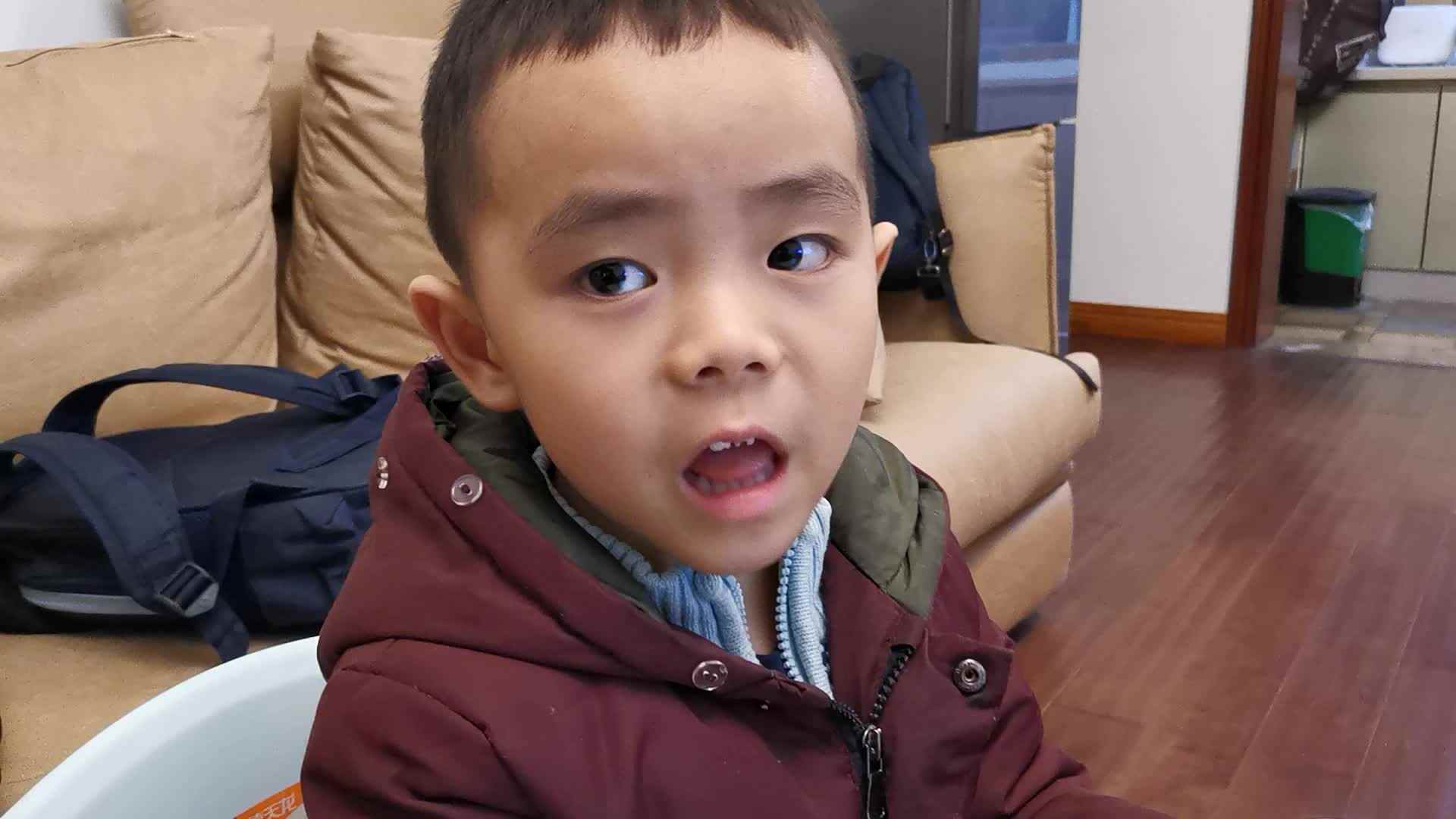 VID_20201201_大C班黄钰轩-苔