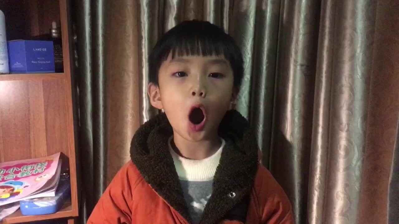 五只猴子吃香蕉