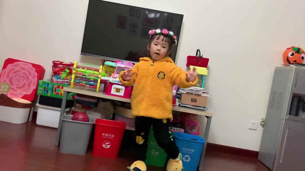 （微笑待人）