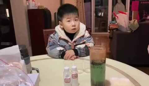 12月22日冯瑾煜科学小实验《变色花》