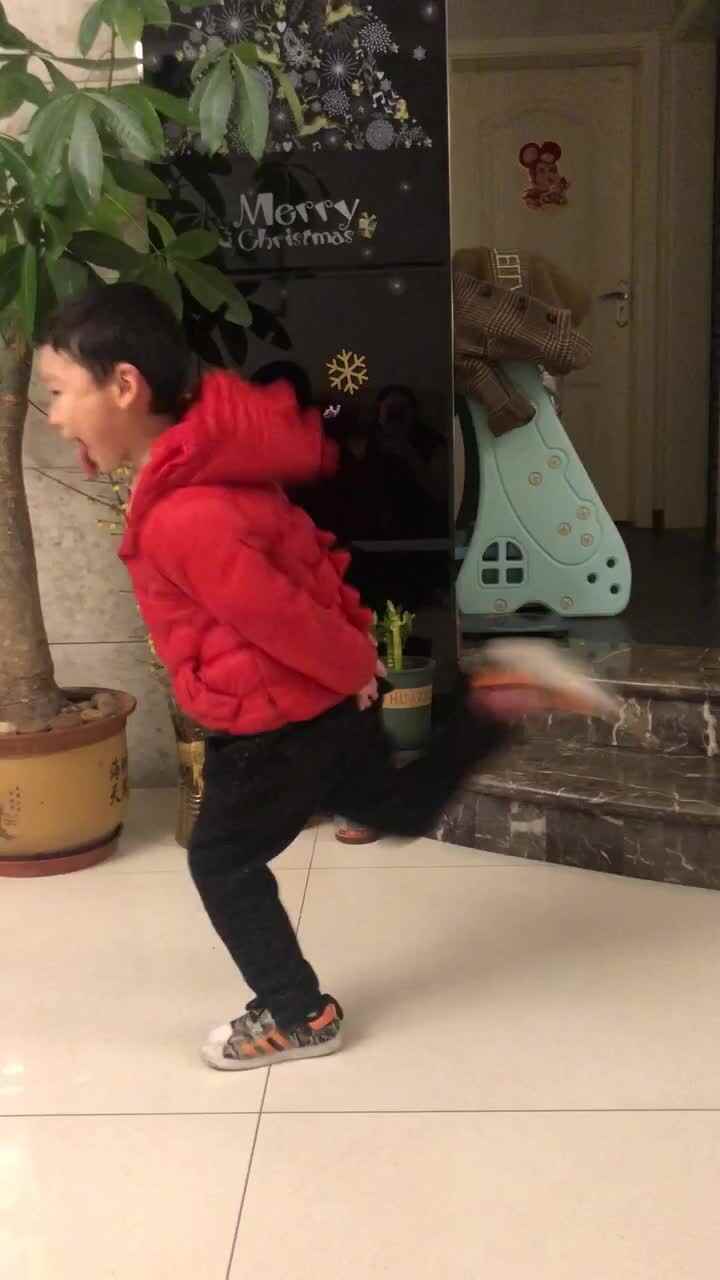 后踢腿