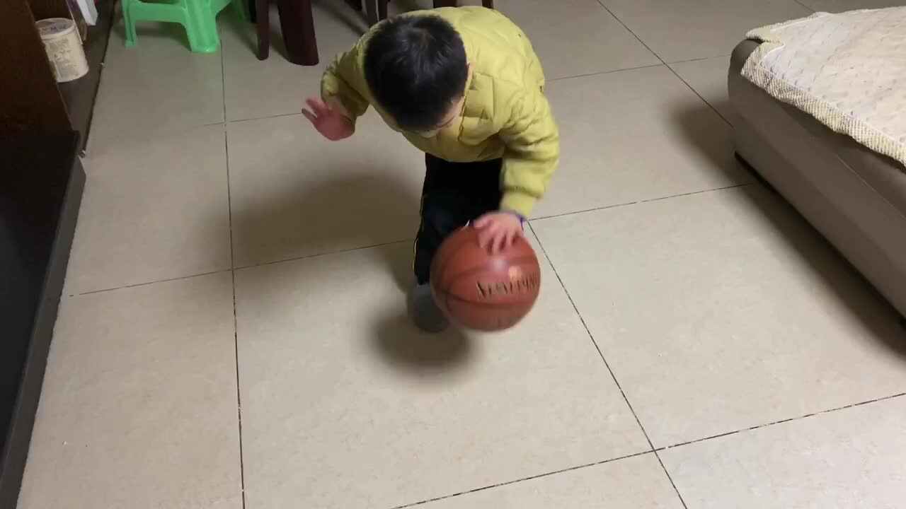 拍球练习