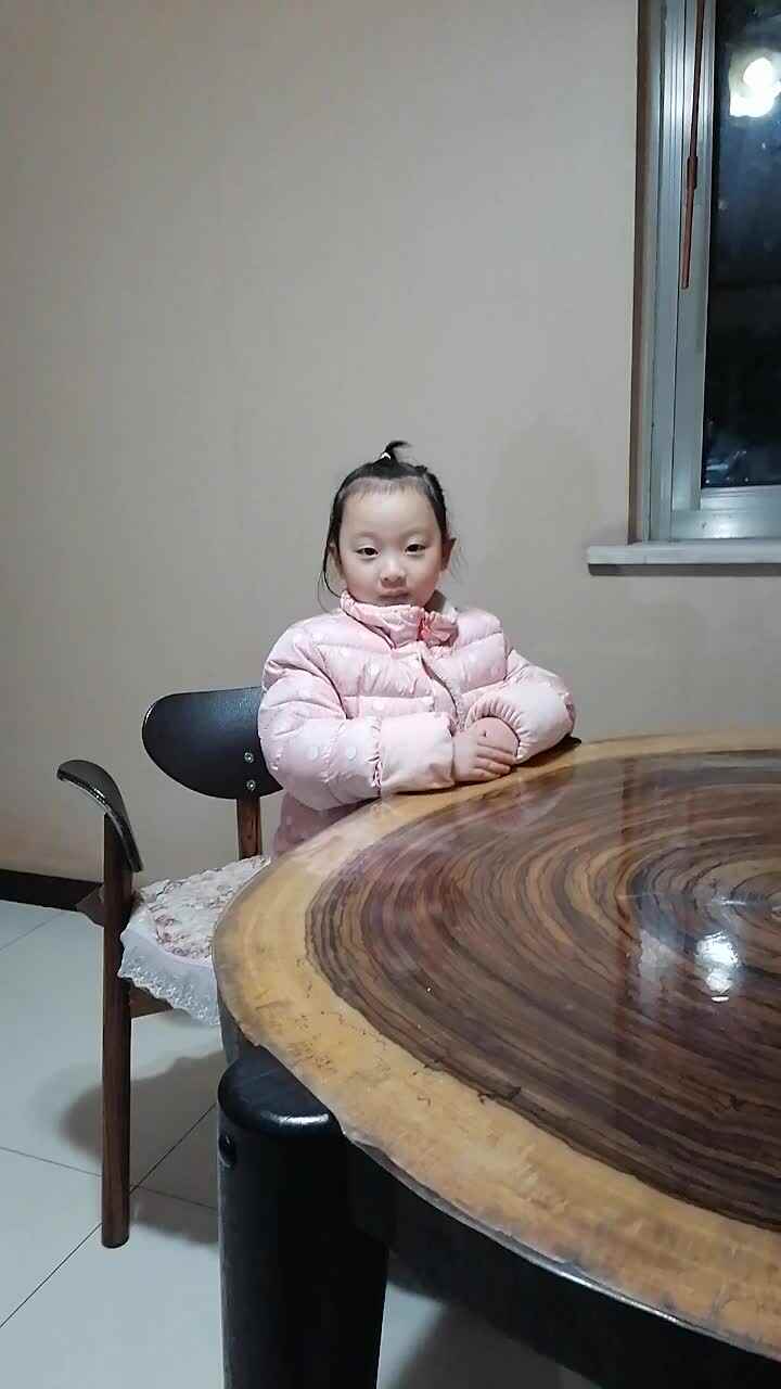 VID_20201221_2012.mp4实验二班严岚参赛作品