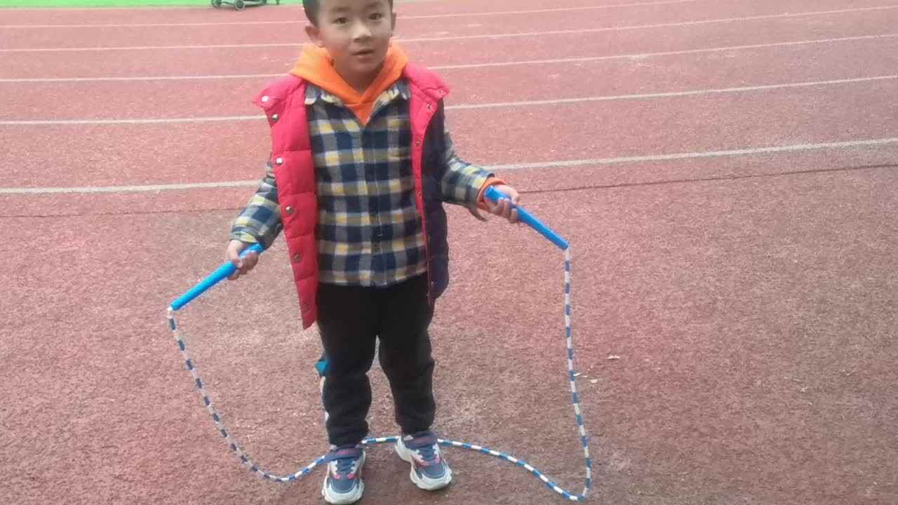 学B曾绍益—跳绳