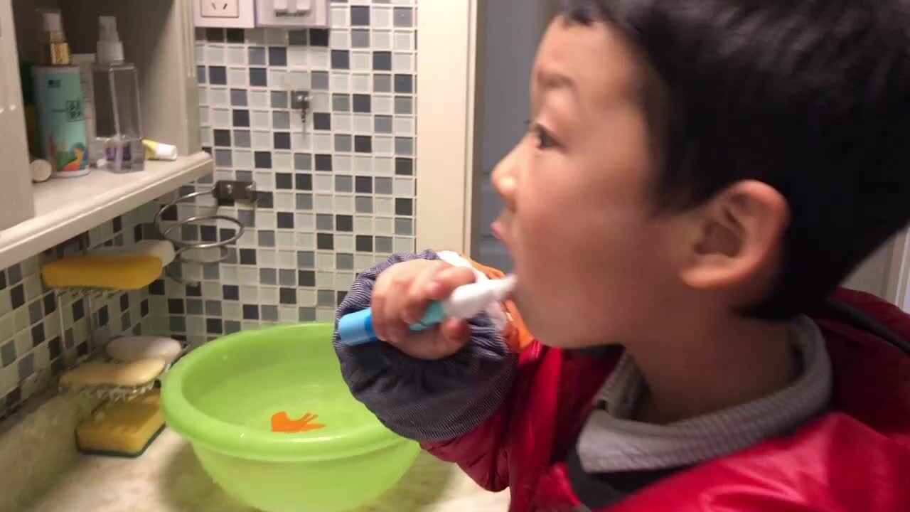 刷牙洗脸