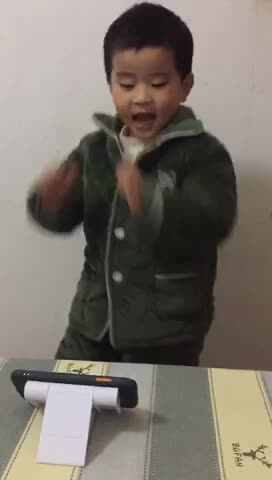 大C班丶李北辰复习舞蹈（加油鸭）