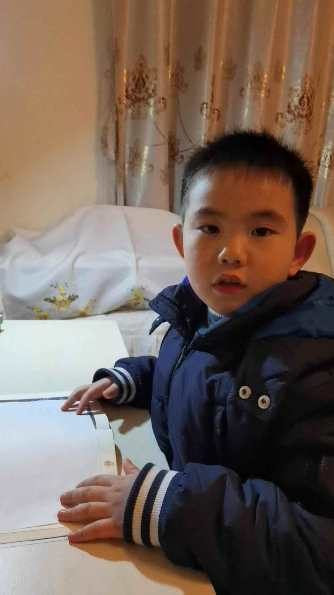 胡致远作业朗读古诗《雪》