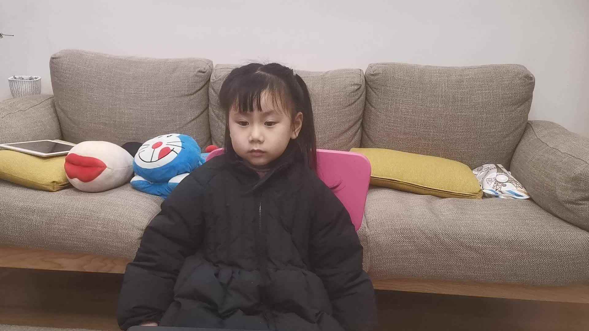 2023级B班徐瑾歆闯关练习20210204-自相矛盾.mp4
