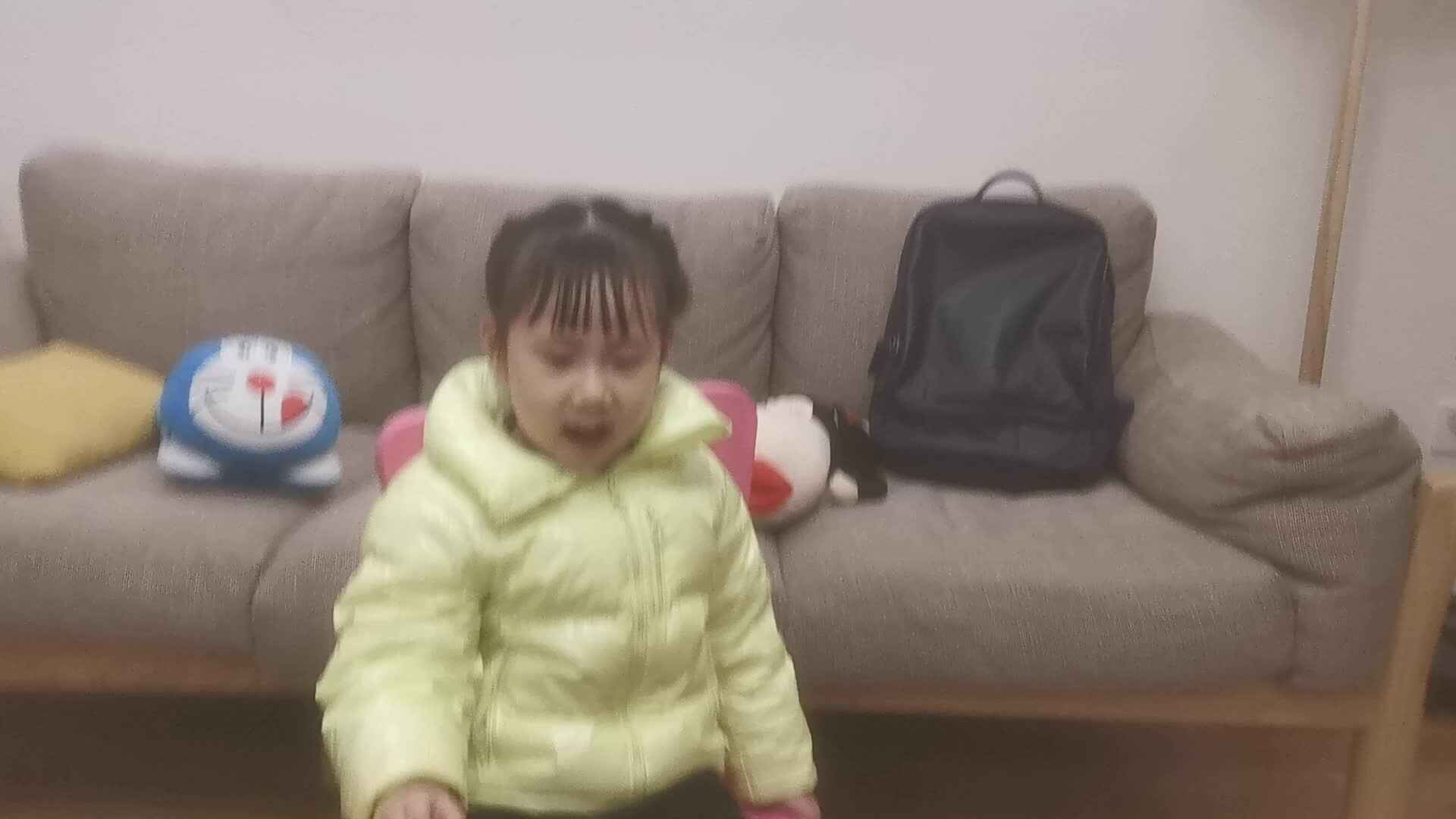 2023级B班徐瑾歆-make a trangle.mp4