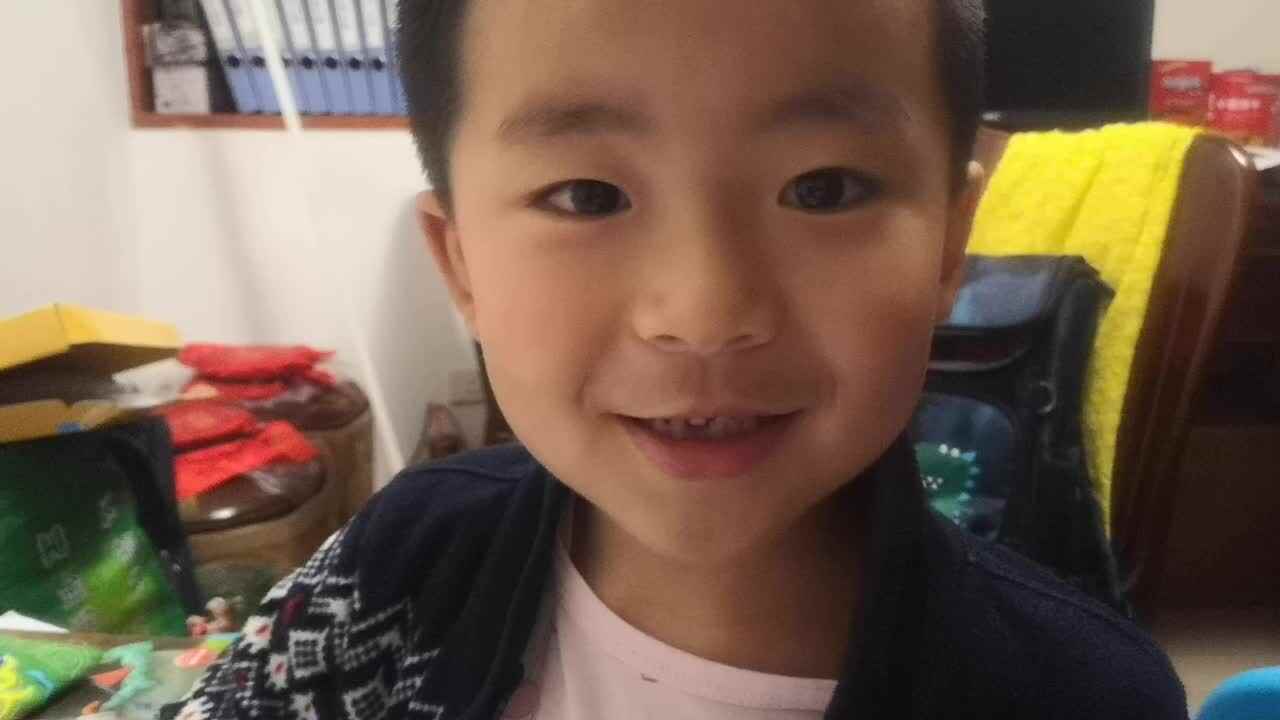 学B曾绍益—背诵小星星
