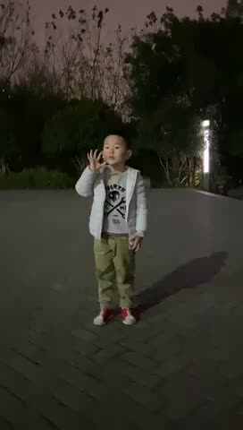 2021.3.11 大Ｃ班张元洛 唱儿歌《植树节》