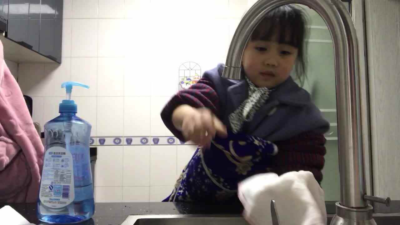 洗碗trim.4CAF0C6D-5956-41A6-A501-A1070F108C58.MOV