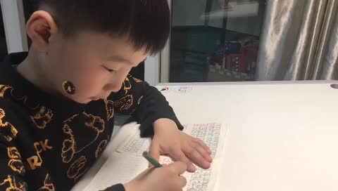 大C班王晨帆 2021.4.22日家庭作业：写数字