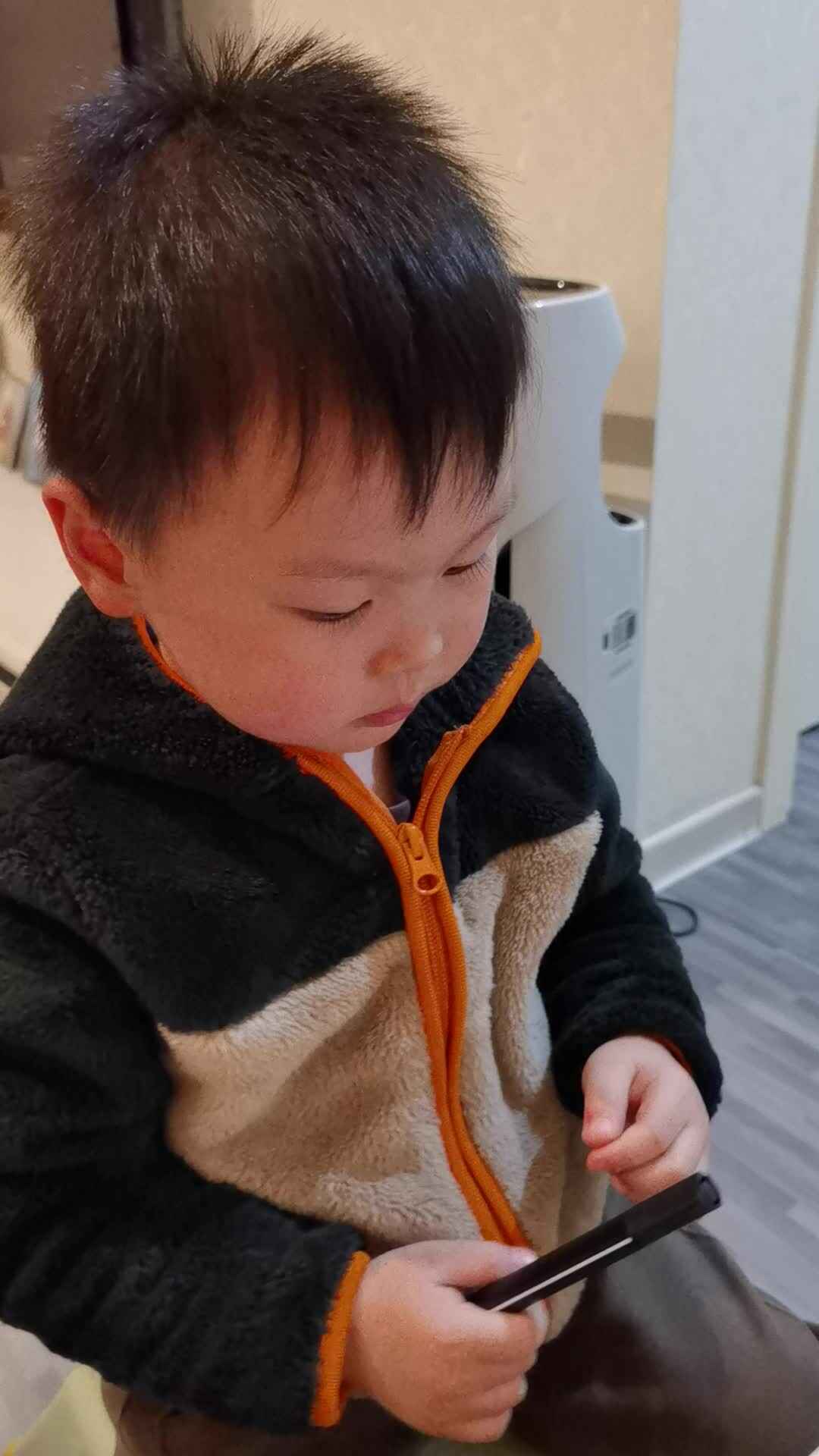 VID_20210409_205613.mp4