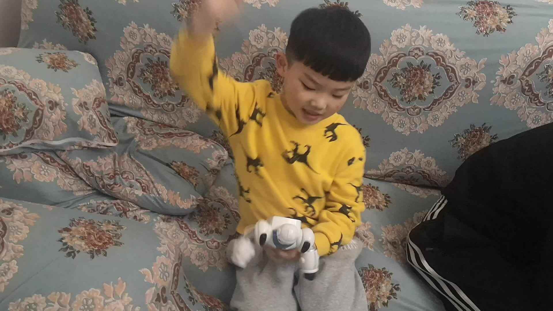 生存训练 一岁婴儿窒息