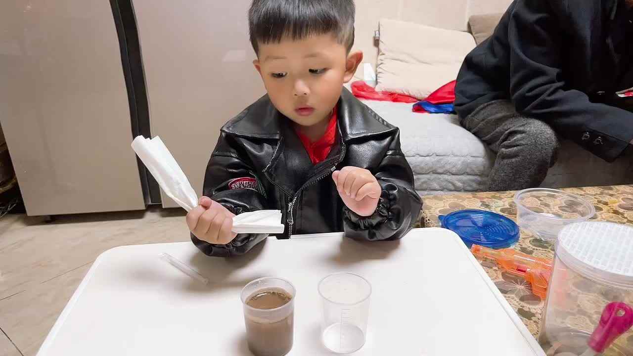 2021.4.6科学小实验《简易滤水器》