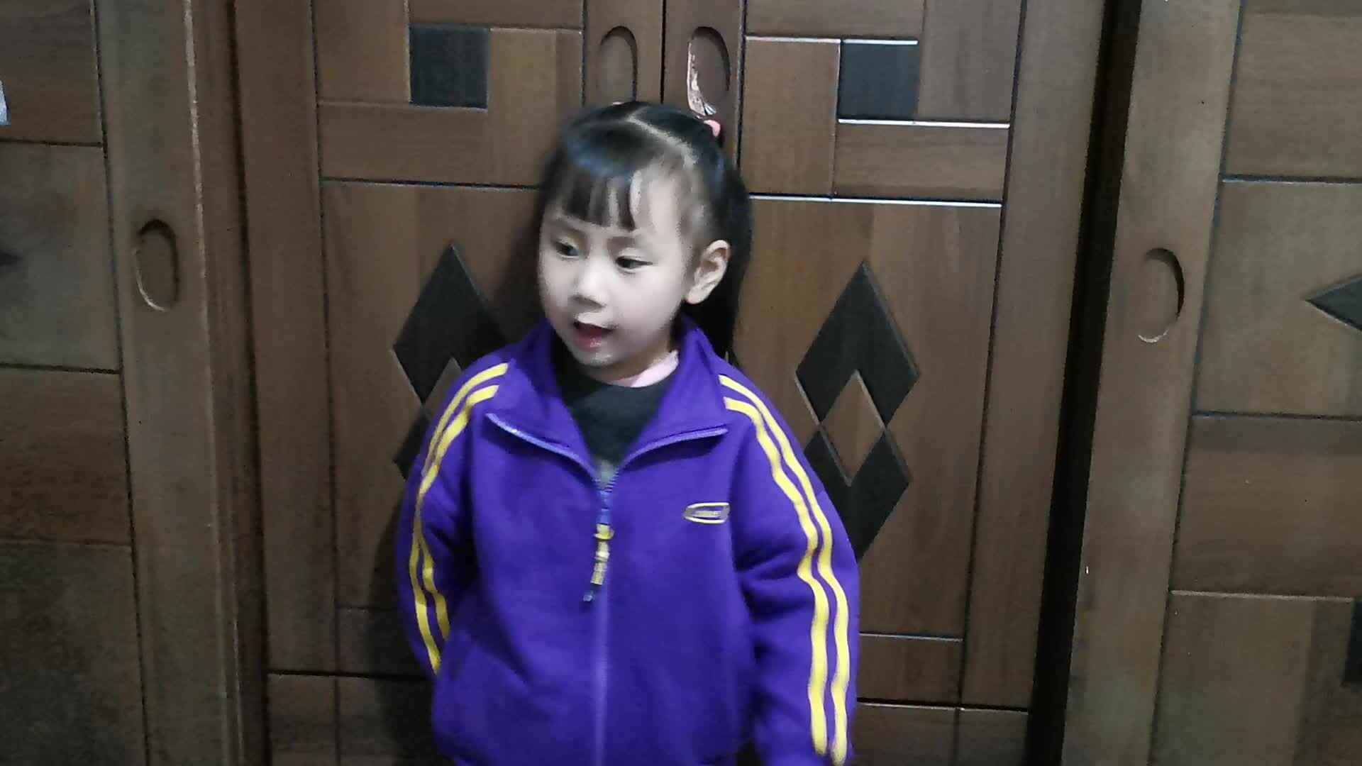 2023级B班徐瑾歆闯关练习20210407上下楼梯礼仪.mp4